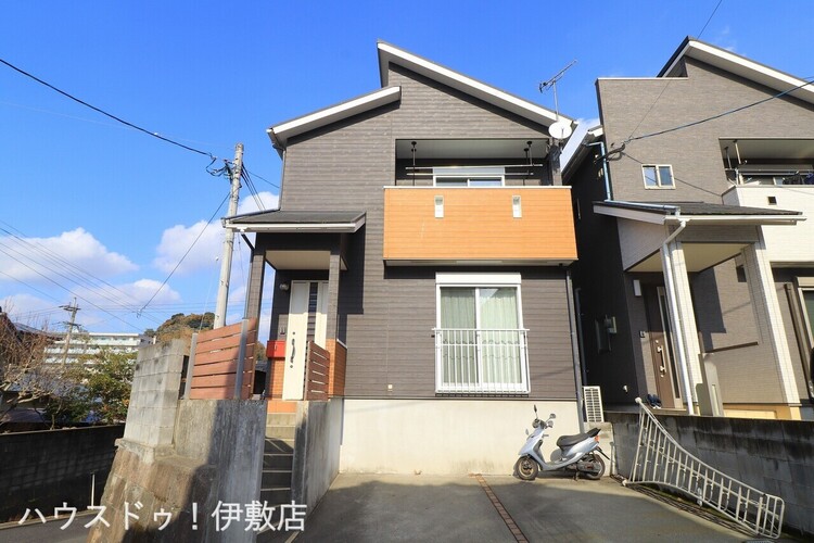 外観 【外観写真】・草牟田小学校まで徒歩6分の立地・周辺にスーパー、銀行、教育施設等あり住環境良好
