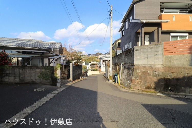 外観 【前面道路】西側前面道路