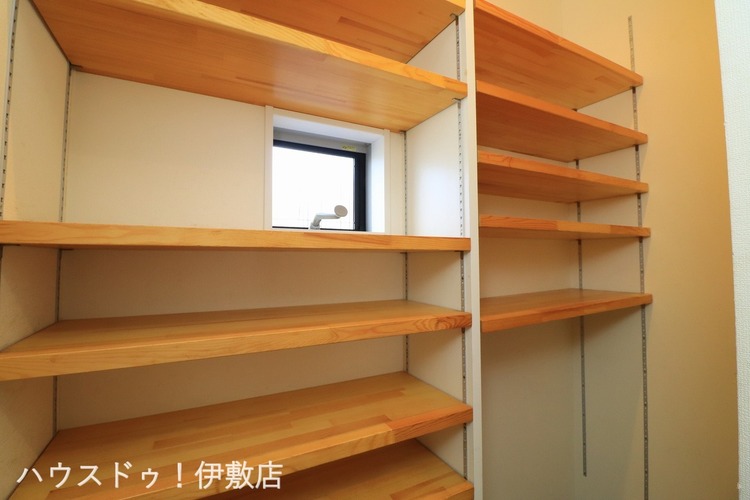 その他 【シューズクローク】広々としたシューズクローク付き！家族全員の靴だけでなく、趣味のものも収納可能です！