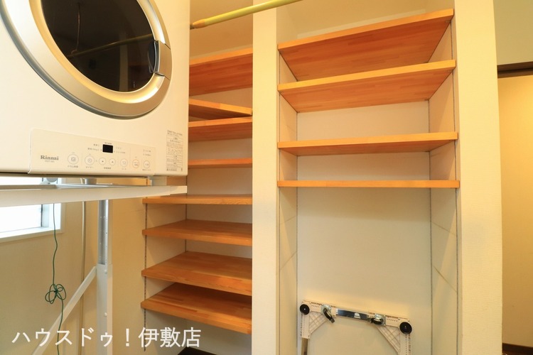 その他 【洗面所収納】可動棚付きでお好みの高さで収納可能です！