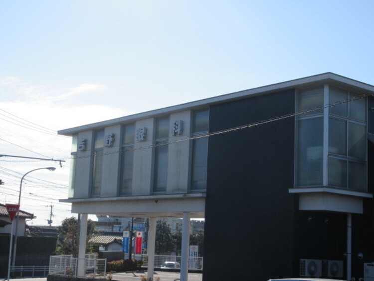 周辺 吉野眼科・中央歯科クリニック吉野眼科・中央歯科クリニック診療科目	眼科　歯科休診：日曜・祝祭日 徒歩 約8分（約610m）