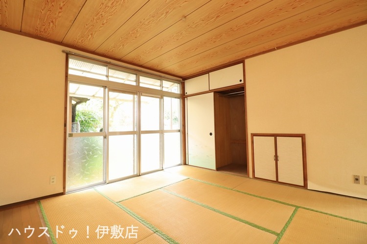 内装 【1F和室】押し入れ付きの和室です