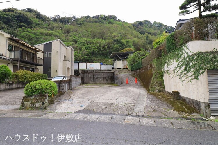 外観 【外観写真】・駐車場普通車5台以上可能・原良小学校まで約900ｍの立地