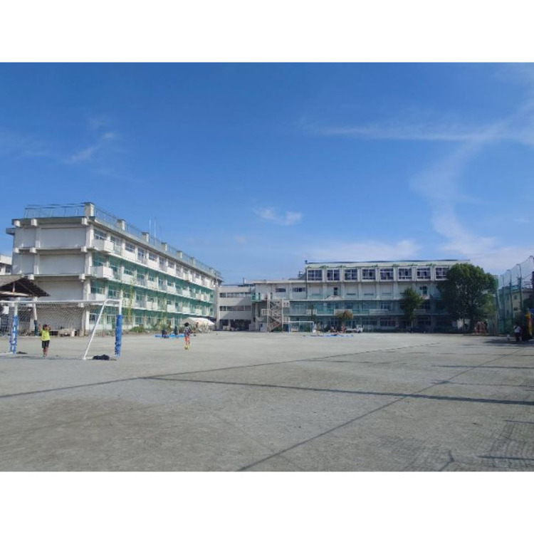 周辺 さいたま市立大谷口小学校(約840m)