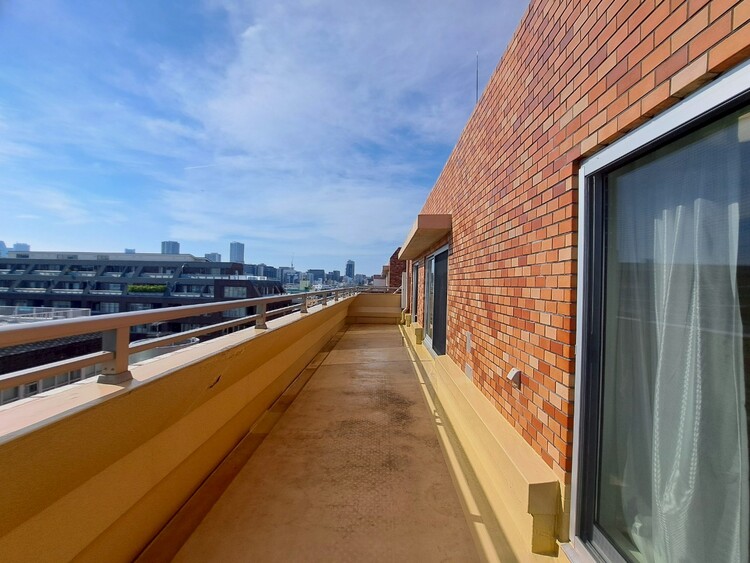 その他 朝の澄んだ空気や、夕方に吹く清々しい風を感じられるバルコニー。