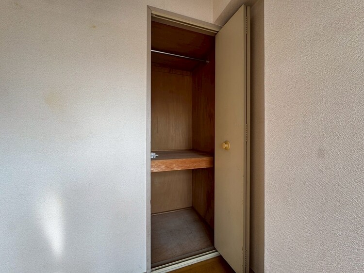 その他 収納スペースが付いていて、お部屋を広く使っていただけます。
