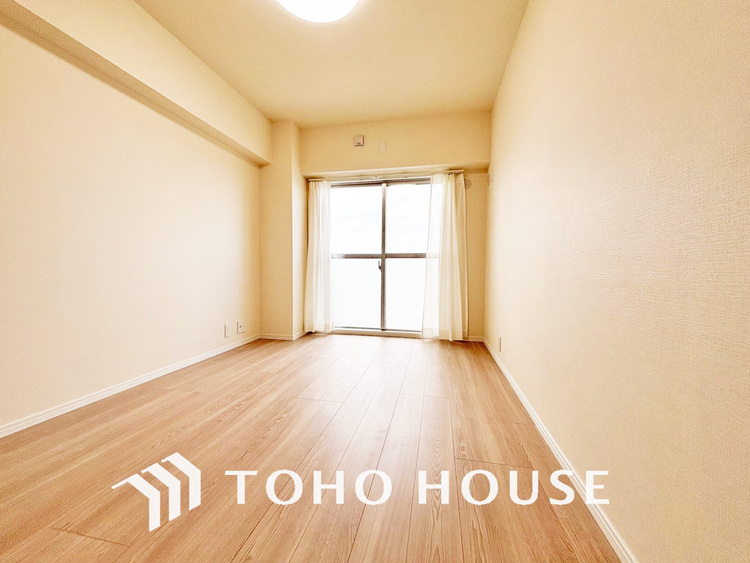 内装 シンプルですっきりとした室内は飽きのこない居心地の良い雰囲気