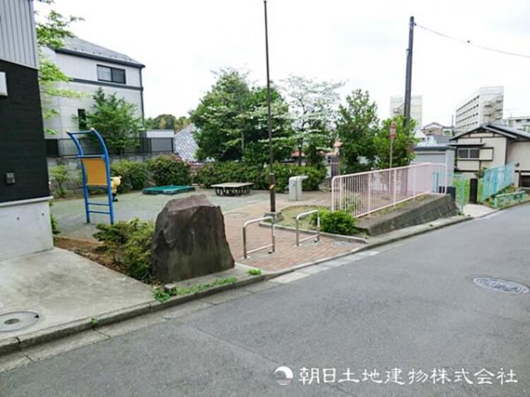 周辺 下田町杉並公園815m