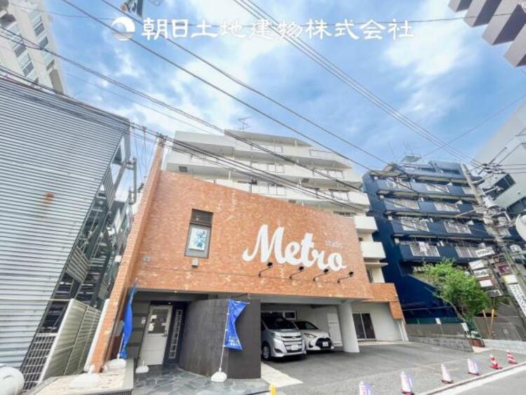 外観 時間のゆとりと空間、暖かな陽光がもたらす光と風を独占してください。