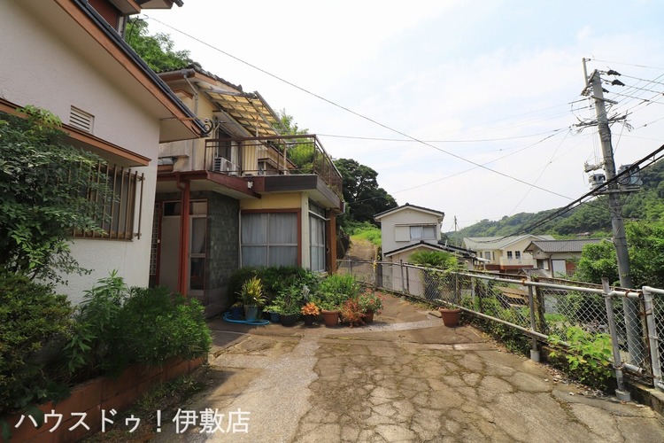 外観 【外観写真】弊社にて無料でリフォーム見積もり致します。ワンストップサービスで物件の購入からリフォーム工事まで弊社にお任せ下さい。