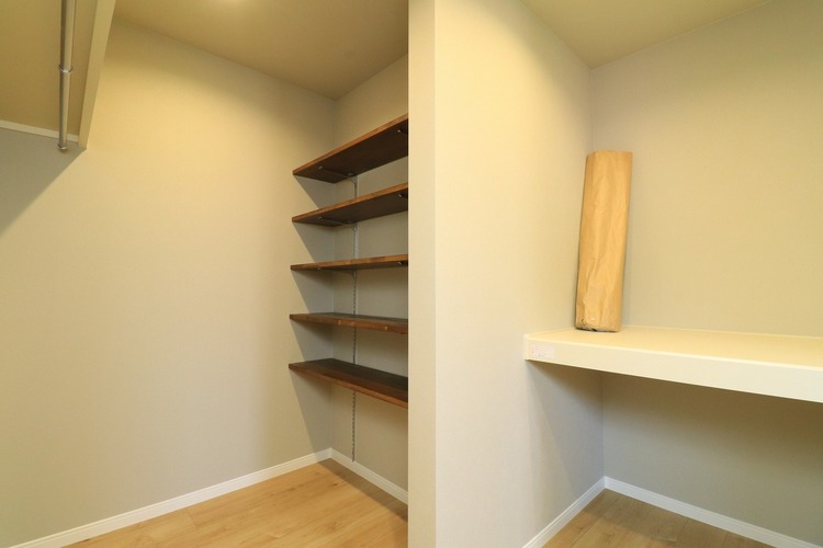 その他 【ウォークインクローゼット】