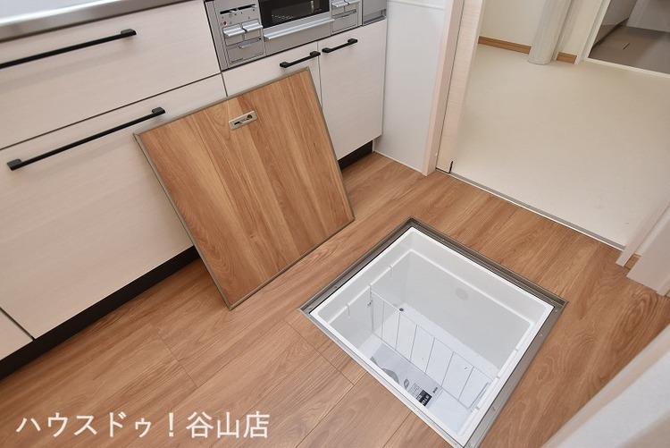 キッチン 床下収納