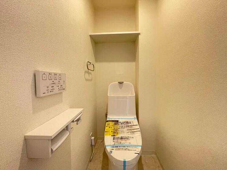 トイレ 暮らしの中のさりげないひとときの快適さにも、こだわりを、持って設備を配しております。