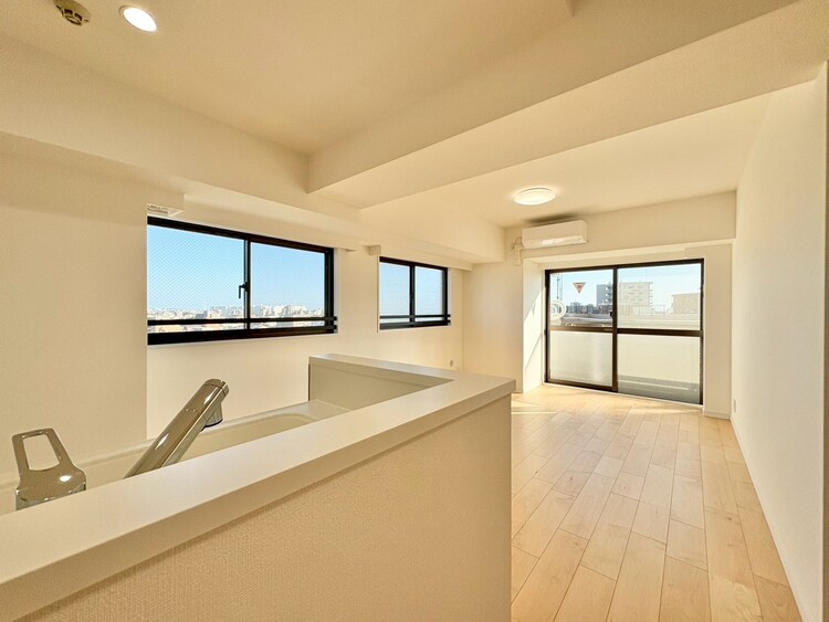 居間 過ごす時間が、たくさんの思い出として紡がれていく場所。