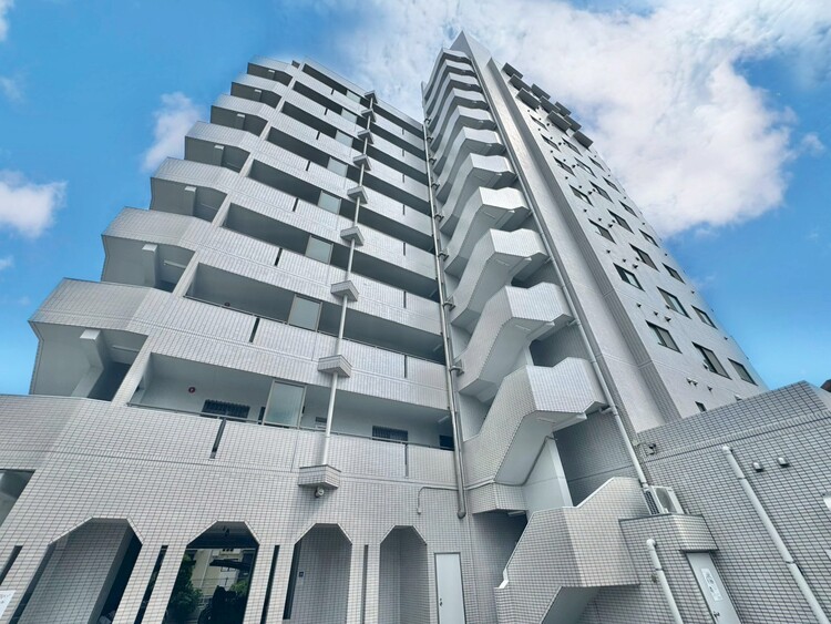 外観 資料には掲載していない情報が、現地にはたくさんあります。是非一度、現地をご確認ください。