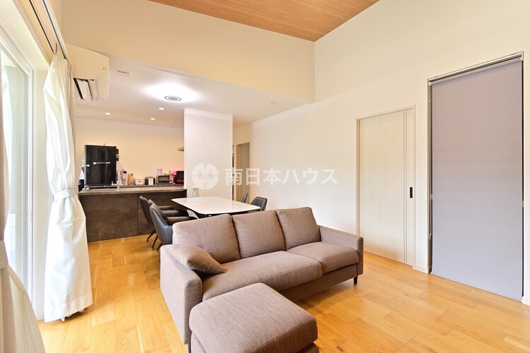 居間 【リビング】