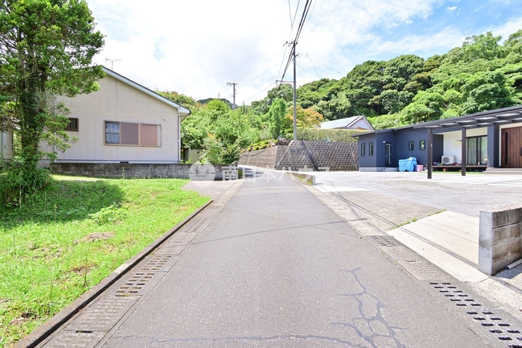 外観 【前面道路】