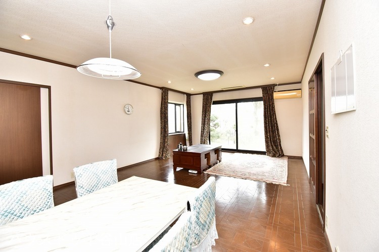 居間 【リビング】