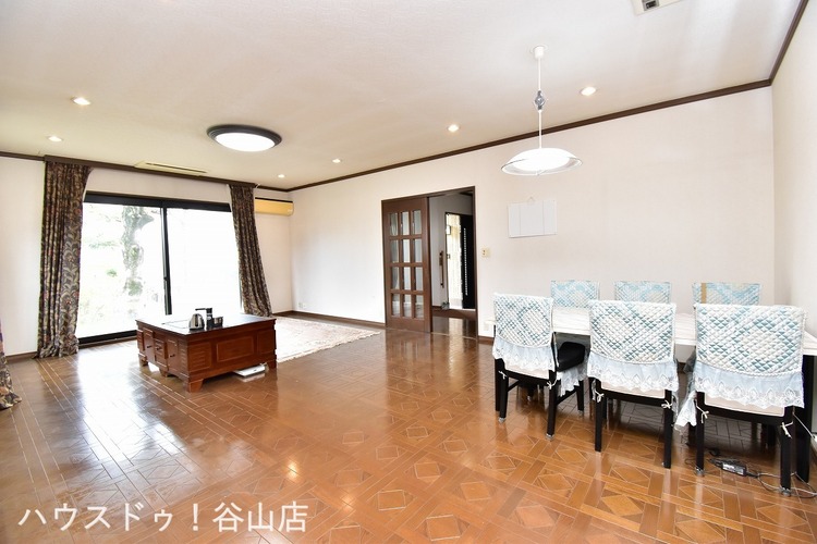 居間 【リビング】