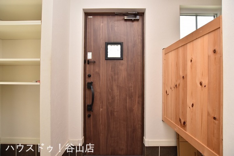 玄関 【玄関】