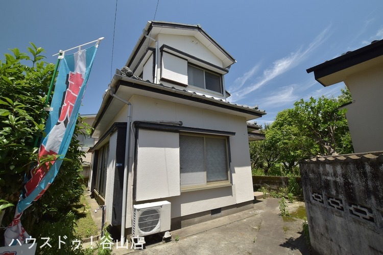 外観 ”鹿児島国際大学近くの売家”の外観