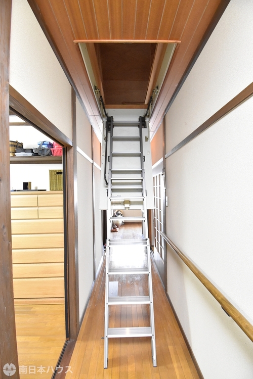 その他 小屋裏収納