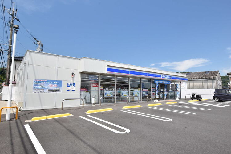 周辺 ローソン上福元店24時間営業 徒歩 約9分（約650m）