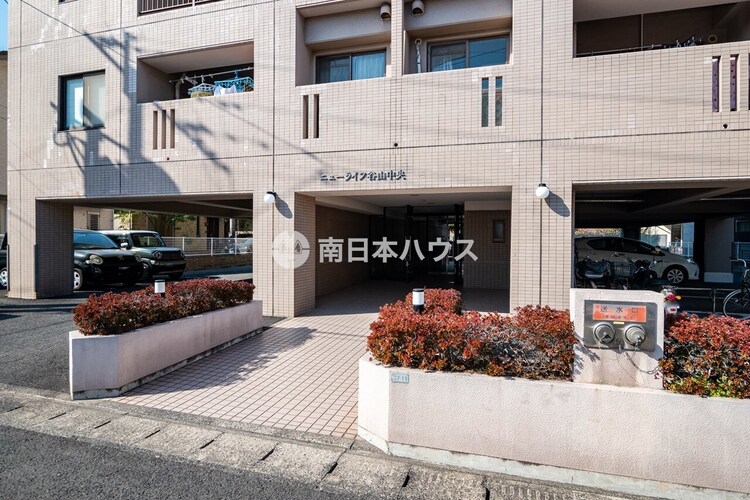 その他 ニューライフ谷山中央のエントランス