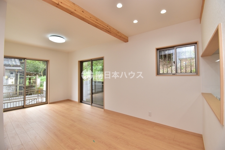 居間 【リビング】