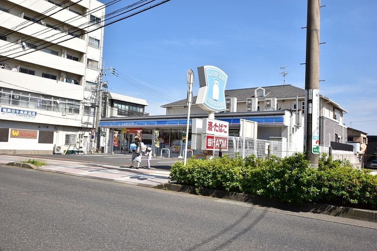周辺 ローソン紫原一本桜店【ローソン紫原一本桜店】鹿児島市紫原2丁目にあるコンビニです。 徒歩 約8分（約590m）
