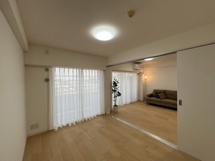 その他 清かで艶やかな時間をもたらしてくれる室内です。