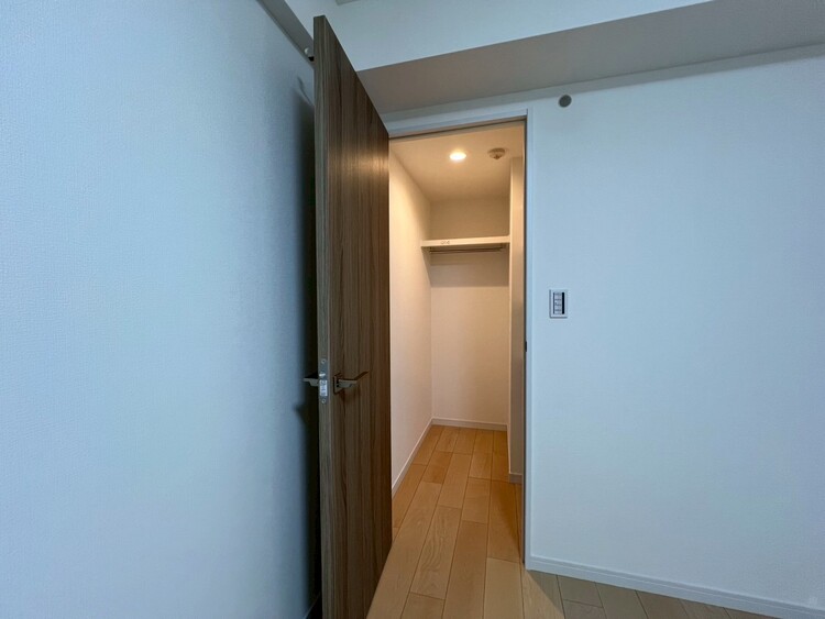 その他 収納スペースが付いていて、お部屋を広く使っていただけます。