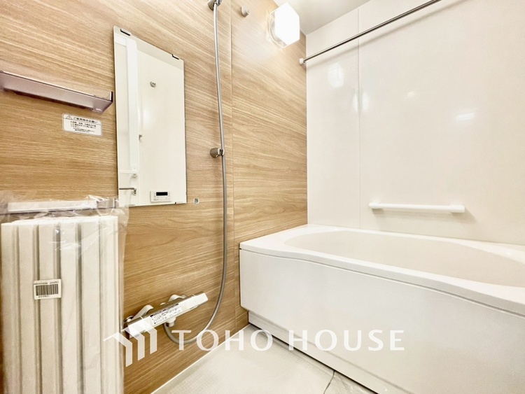 風呂 【BATHROOM】◆プライベートな空間◆simpleだからrelaxできるんです。こころもからだもキレイさっぱり。