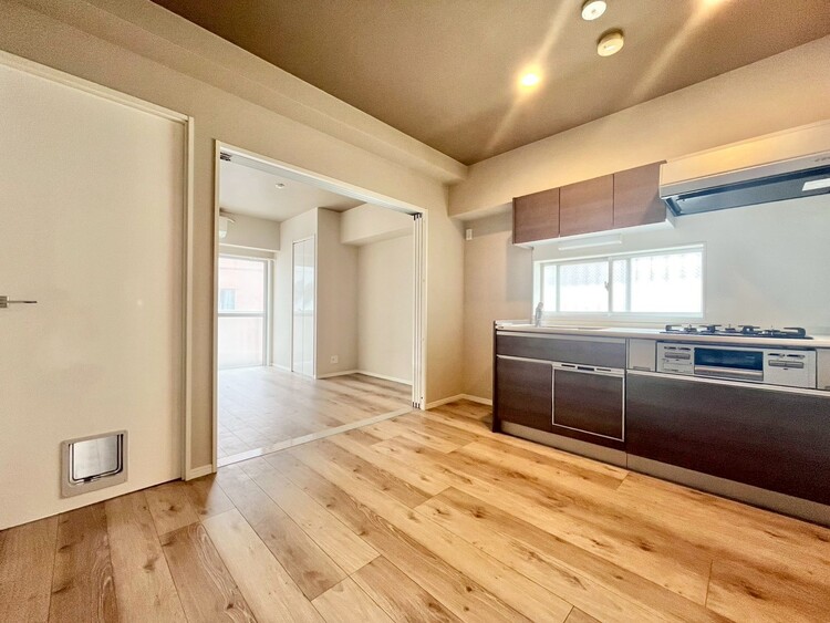 キッチン 洗練されたスタイリッシュなデザイン性と使いやすさを備えた仕様。