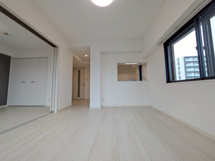居間 豊かな居住性と、安心感を満たすクオリティが見事に調和した住空間。