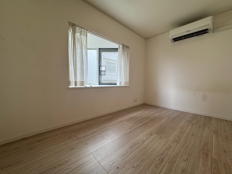 その他 清かで艶やかな時間をもたらしてくれる室内です。