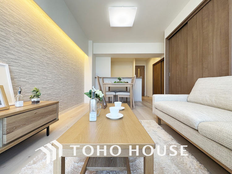 内装 ゆったりとくつろげる上質なリビングダイニング