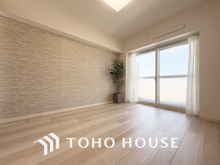 内装 1日の疲れを癒し、心地よく寛げるようゆったりとした広さをしています