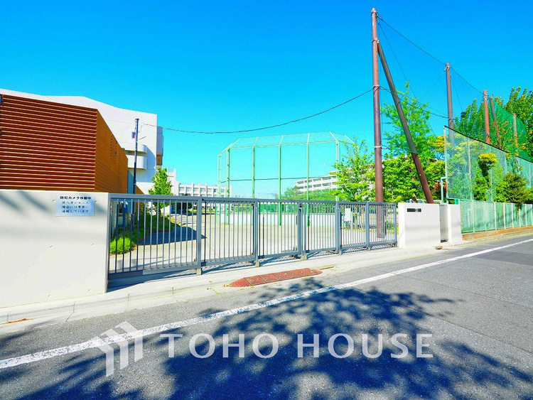 周辺 大田区立六郷中学校　距離300ｍ