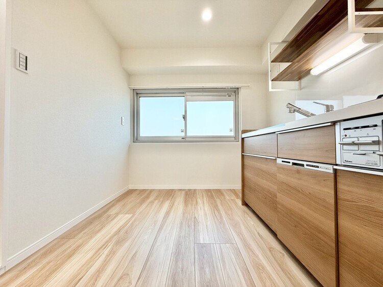 その他 開放感のあるキッチンスペース。調理をしながら、会話も弾みそうですね。