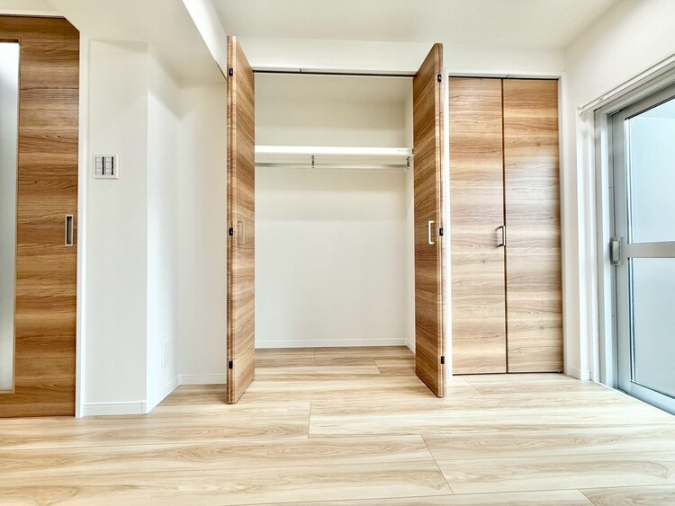 その他 家電やスーツケース、ストック品など何でも片付く嬉しい空間です。