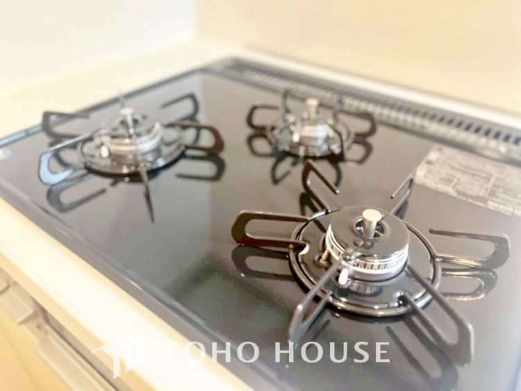 キッチン 【KITCHEN】◆家族のおはよう◆の声を笑顔で迎えてあげられるシステムキッチン。朝ごはんが楽しみでちょっと早起きしたくなるんです。