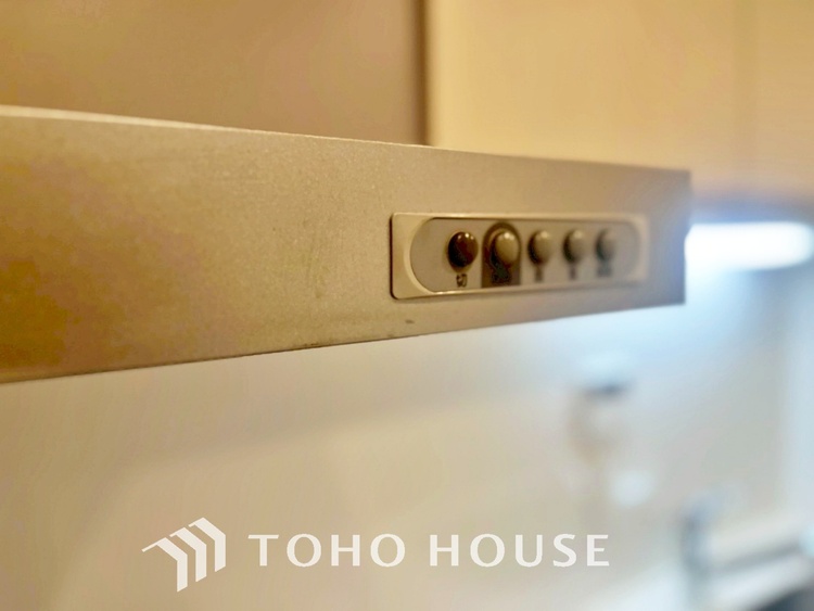 その他 【KITCHEN】◆開放的◆後片付けが楽なシステムキッチン。収納スペースの充実！