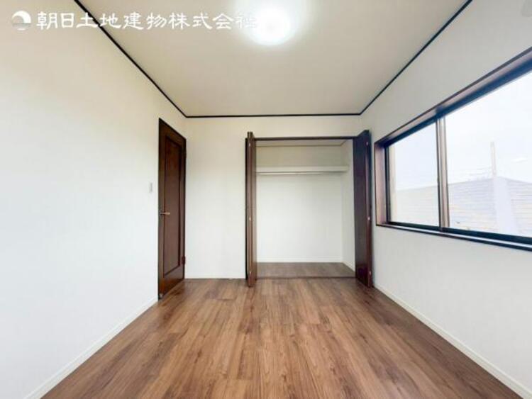 内装 すぐの見学予約や資料請求などお気軽にお問い合わせください