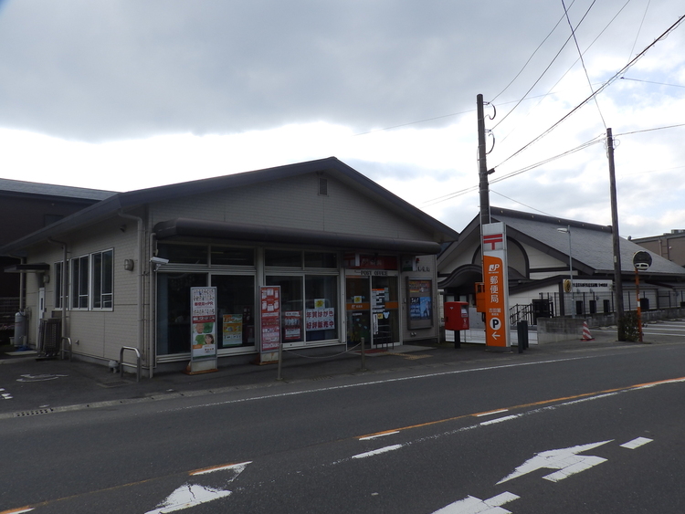 周辺 吉田麓郵便局土･日･休日 お取り扱いしません駐車場あり（5台） 徒歩 約6分（約480m）