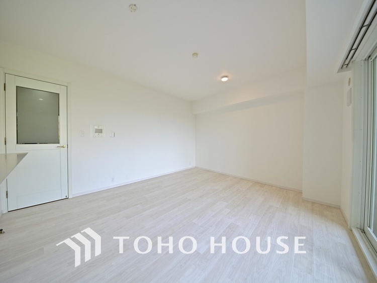 内装 上質な時間を育む暮らしのメインステージ。寛ぎとコミュニケーションを育む居心地のよい場所