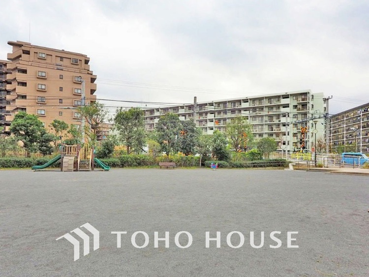 周辺 白山一丁目公園　距離300ｍ