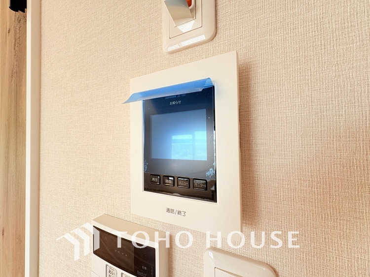 その他 来客が一目でわかるモニター付きインターホン