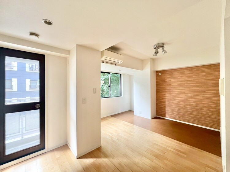 その他 シンプルな内装と偏り過ぎないデザインで統一しました。