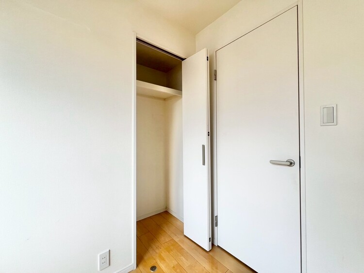 その他 収納スペースが付いていて、お部屋を広く使っていただけます。